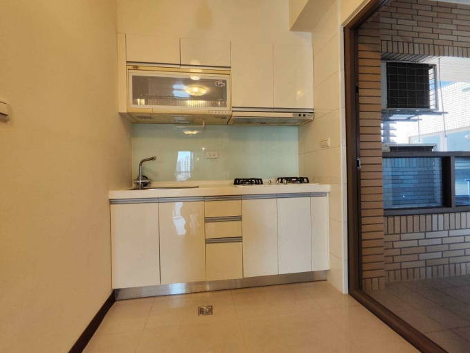 情定水連中高樓層2房+車位 11年屋（第4張）