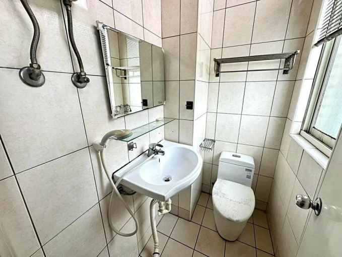 沛沛租🔅開南電梯代收垃圾集中機車位 - Image 5