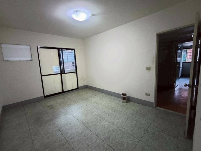 捷運大坪林美套房 - Image 4