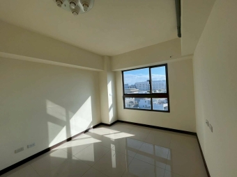 近龜山中央警大景觀三房車（第1張）