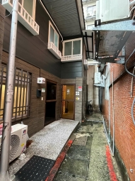 樓下店面 樓上可住家兩用（第1張）