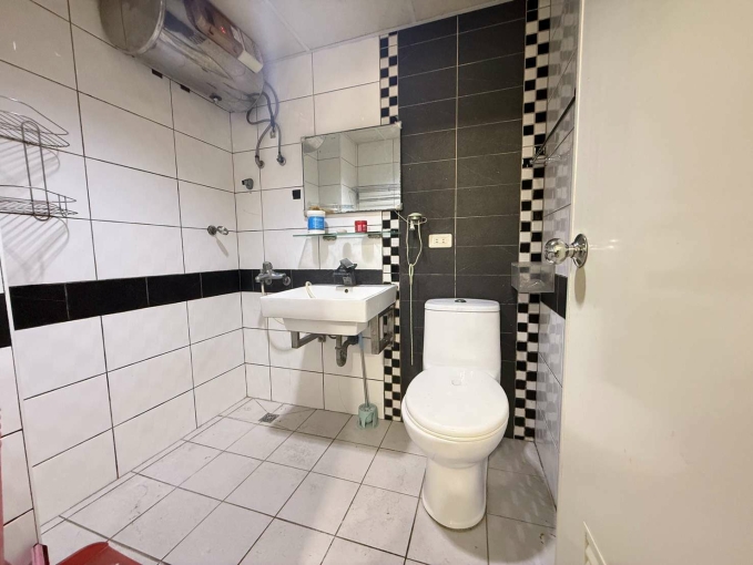 【西區】勤美公寓套房出租（限女性）（第3張）