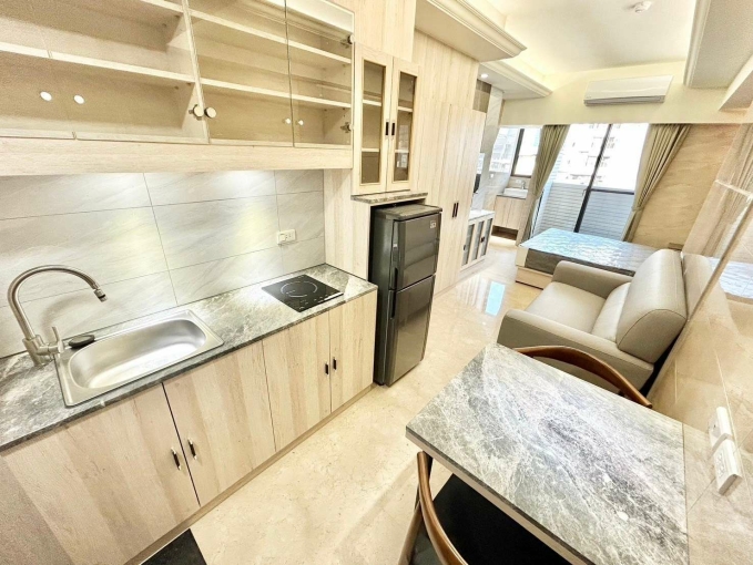 🧡請加賴約看🧡新蓋電梯🧡租屋補助🧡陽台獨洗🧡流理台🧡乾溼分離🧡百萬裝潢🧡（第1張）