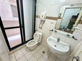 廷選好屋✨ 靜宜/弘光/中科/東海🔥採光套房✨陽台獨洗曬 - Image 9