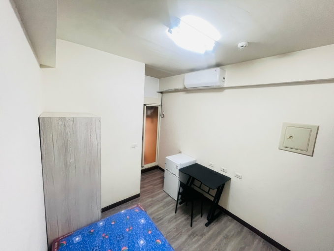 勤益獨立電梯套房/免管理費/全新傢俱家電/可租補/間間陽台/室內機車位/多戶可選（第6張）