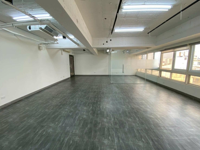 附隔間🍀電梯🍀屋況佳🍀可營業登記（第1張）