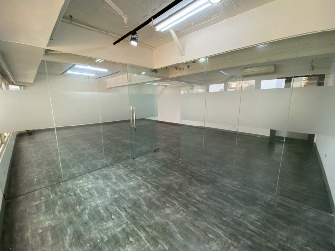 附隔間🍀電梯🍀屋況佳🍀可營業登記（第3張）