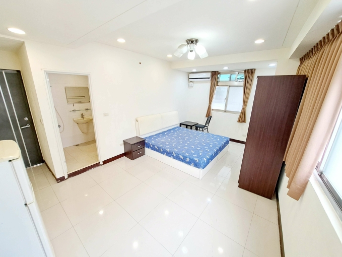 捷運三重國小站/薑母鴨大採光美套 - Image 3