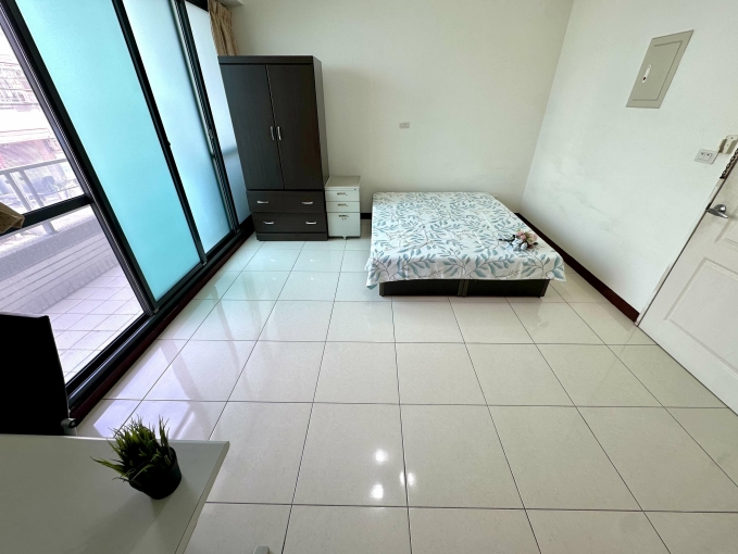 廷選好屋✨ 靜宜/弘光/中科/東海🔥超大間採光套房✨陽台獨洗曬 - Image 6