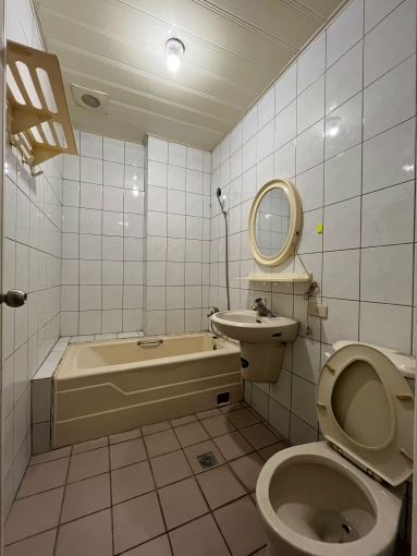 西屯路旁/近中科東海夜市/專屬平面車庫 - Image 9