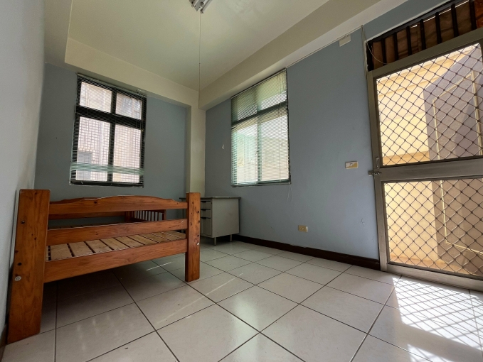 西屯路旁/近中科東海夜市/專屬平面車庫 - Image 8