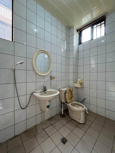 西屯路旁/近中科東海夜市/專屬平面車庫 - Image 5