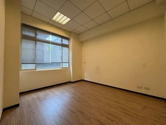 近小碧潭捷運全聯，綠意滿巷電梯三房付車位 - Image 16