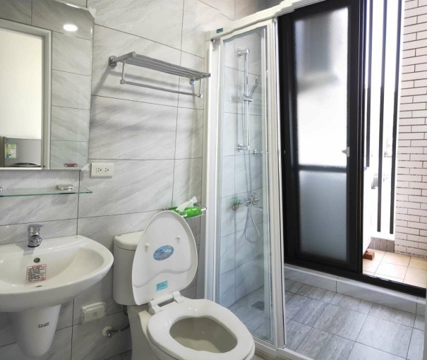 美麗人生-寬敞舒適套房5F-102室-(含獨立陽台)（第6張）