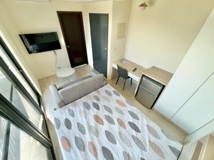 北屯區秒殺套房🔥陽台獨洗🌟衛浴開窗❤️可雙租補💓(第5張)