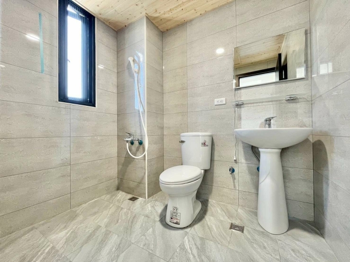 北屯區秒殺套房🔥陽台獨洗🌟衛浴開窗❤️可雙租補💓(第10張)