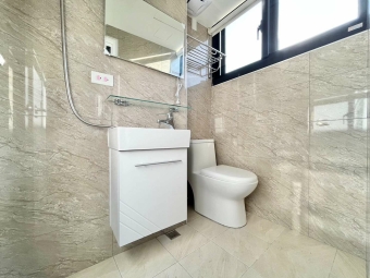 想喝酪梨牛奶🥑可租補✅衛浴開窗✨系統家具（第8張）