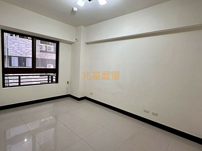 兆基社會住宅🏠免仲/鋒橋淳光4房車/可租補（第4張）