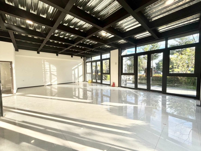 全新完工🎄1+2樓角間店面🎄興大、大里大買家旁🎄雙衛浴🎄平車（第8張）