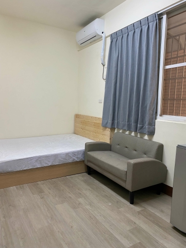 低樓層/有對外窗/變頻冷氣/獨立洗衣機/近建工商圈（第1張）