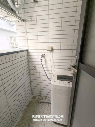 你混哪裡?我混黑眼圈⚡陽台獨洗⚡可租補💕近一中 中國醫⚡宇你相見（第10張）