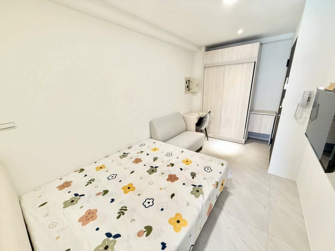 中國醫🌳短租✨陽台❤️租補(第3張)