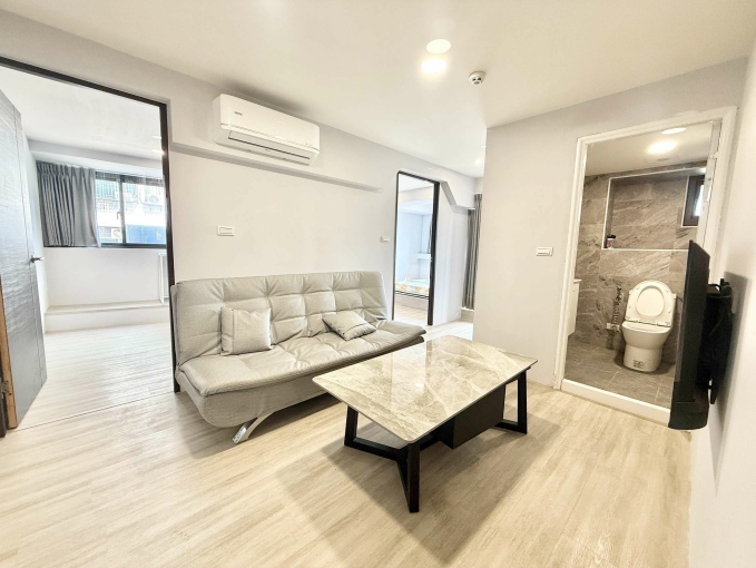 🔥中區可寵兩房🔥可多人租補🔥台水電🔥近台中車站 - Image 1