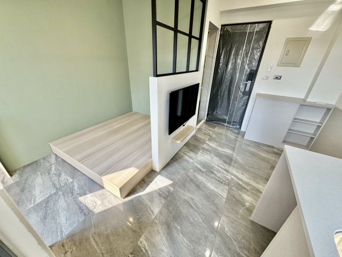 陽台獨洗✔️租屋補助✔️電梯✔️子母車✔️飲水機✔️乾溼分離✔️流理台✔️機車位（第5張）