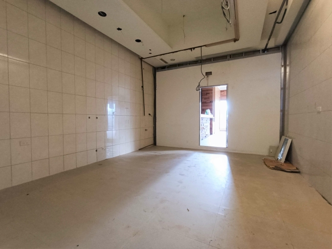 逢甲熱鬧結市西屯路整棟透店（第14張）