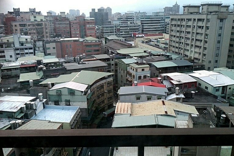 萬坪公園新裝潢宅,近重慶國小,重慶國中,上班族首選（第10張）