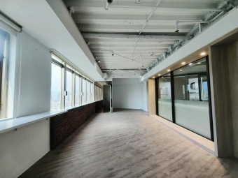 ☆捷運永春辦公☆正忠孝東五段門牌、高樓層、漂亮設計裝潢（第5張）