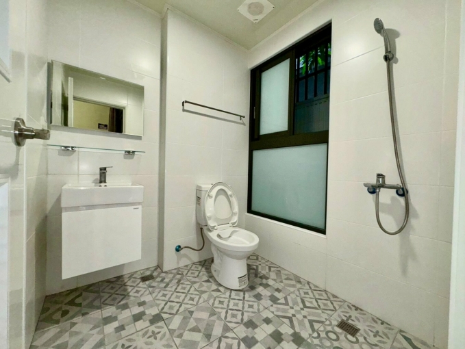 屋主自租-台電可租補～中國醫全新電梯正1大房1衞（第7張）