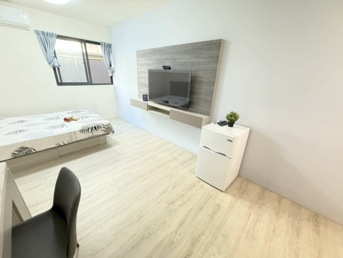 天空沒有極限💕可租補⭐近新光 遠百✨宇你相見（第1張）