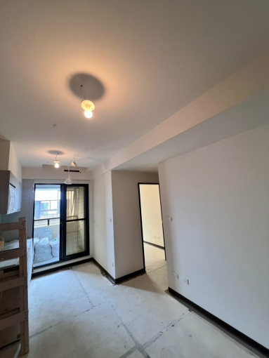 新成屋出租 - Image 1
