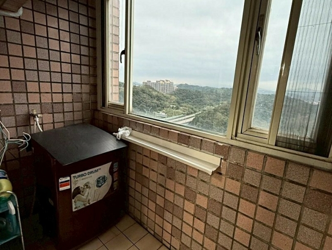 兆基社會住宅🏠⛳️大香港社區~一卡皮箱入住溫馨乾淨套房~⛳（第9張）