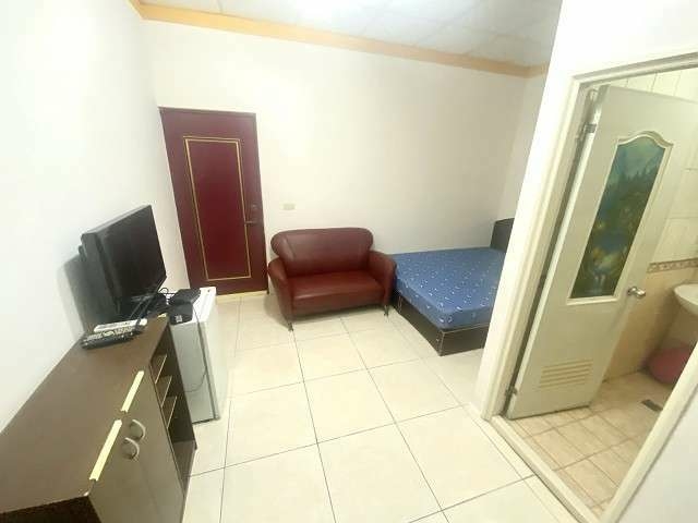 💞大象租屋💞近中原大學旁.電梯網路套房.有管理員.傢俱齊全.有陽台（第5張）