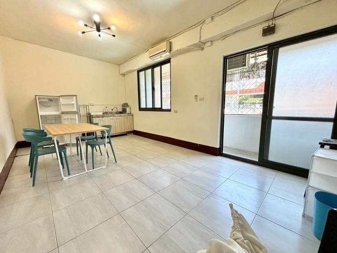 北區錦新街 ｜ 25坪大四房 ｜ 台水電可貓租補美宅 🏠✨（第7張）