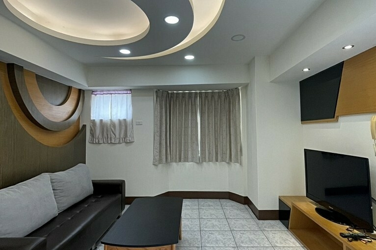 兆基社會住宅🏡青梅竹馬文青電梯三房/含器械車位（第1張）