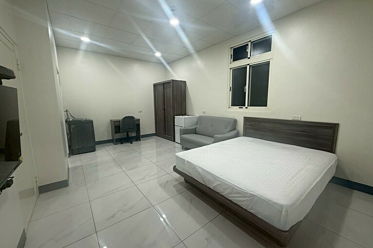 傑出租屋/站前稀有住店,台電,室內車位,可補助（第1張）