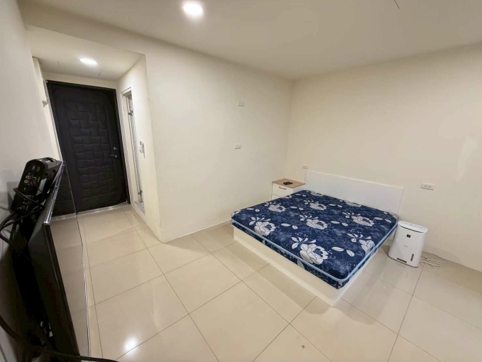 🔥北屯可寵大套🔥可雙租補入戶籍🔥機車位子母車🔥近捷運站（第5張）