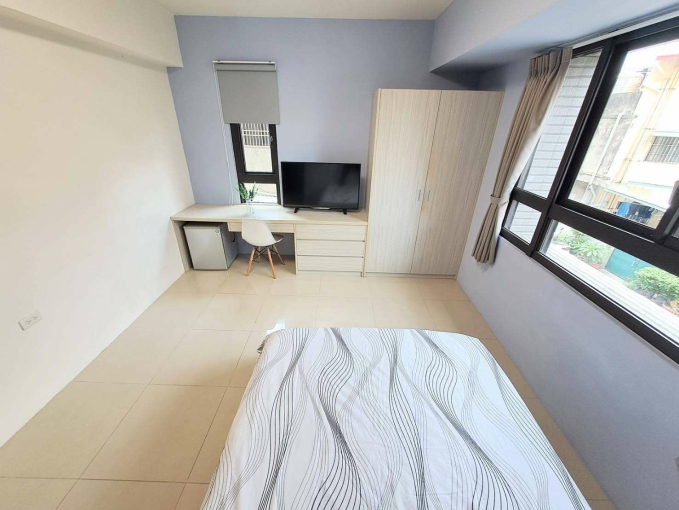 設計款大空間☆近中友百貨中國醫☆陽台☆飲水機子母車（第6張）