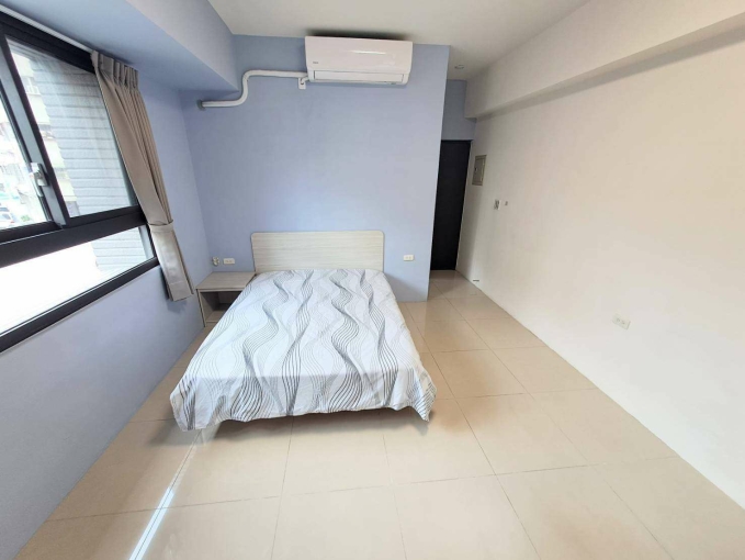 設計款大空間☆近中友百貨中國醫☆陽台☆飲水機子母車（第3張）