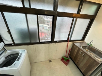 ★古亭捷運★通風採光★陽台★家樂福超市★（第5張）