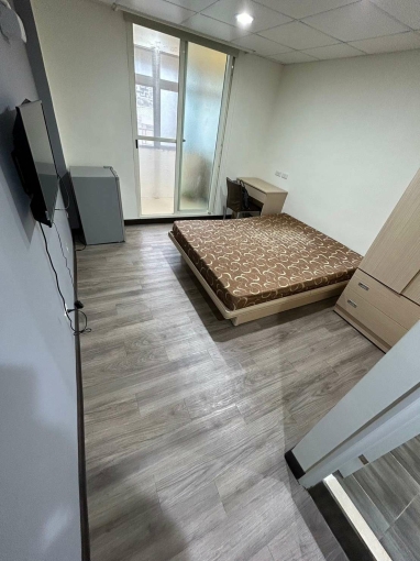 ★古亭捷運★通風採光★陽台★家樂福超市★（第6張）