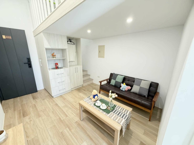 北屯區超美樓中樓🔥陽台獨洗🌟衛浴開窗🌟可租補🌟可短租半年🌟(第9張)