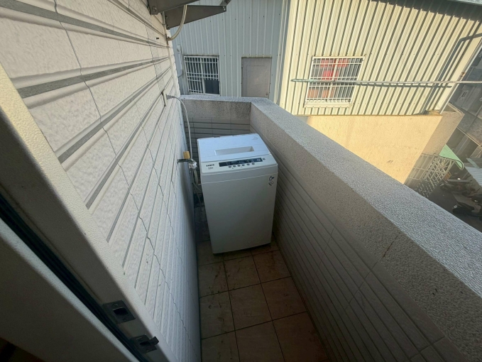 🔥西區可貓套房🔥可雙租補🔥陽台獨洗🔥近英士公園（第3張）