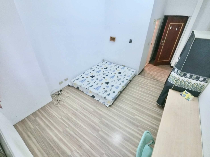 走路興大超秒殺✨可租補✨台水電✨機車位✨小資必看 - Image 5