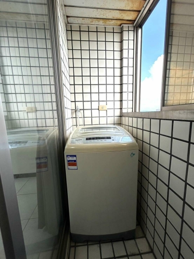 ⭐️可租補【台電有陽台】近三民路林森路第五市場忠信國小美術館 - Image 8
