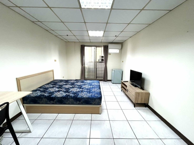 ⭐️可租補【台電有陽台】近三民路林森路第五市場忠信國小美術館 - Image 1