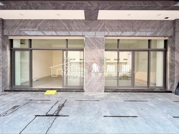 賓士府前店，大面寬金店鋪（第4張）